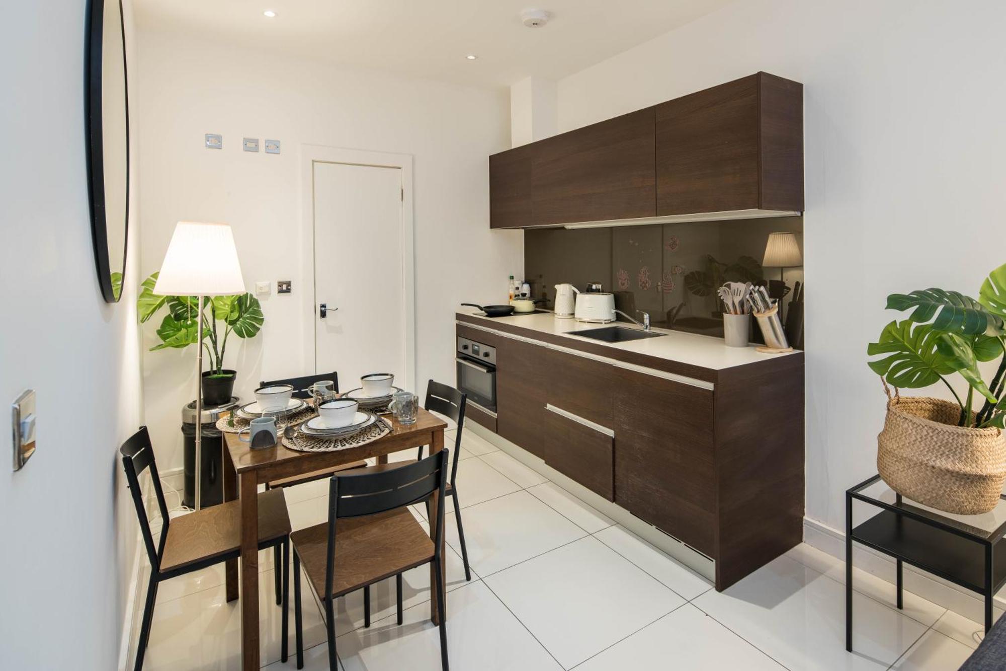 Al Central-Soho-Chinatown-Coventgarden-Cozy-Onebed Apartment Лондон Екстериор снимка